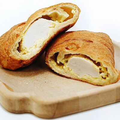 Лапоточек с курицей в Хлеб и сласти по цене 95 ₽