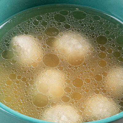 Суп с куриными фрикадельками в Avgust13 по цене 590 ₽