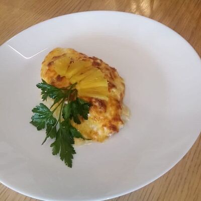 Куриное филе с ананасом в Столовая Щи-Борщи по цене 229 ₽