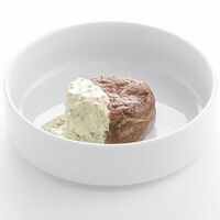 Филе-миньон с грибным соусом в Mkitchen