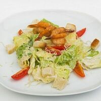 Салат Цезарь с креветками в Хинкали-Дали