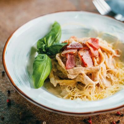 Паста Карбонара в Krutli по цене 528 ₽