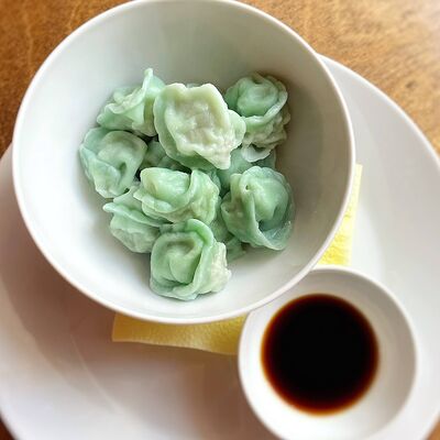 Пельмени с креветками в Суп с котом по цене 650 ₽