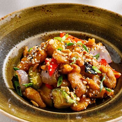 Цыпленок Кунг Пао в Чайхана Пахвала по цене 670 ₽