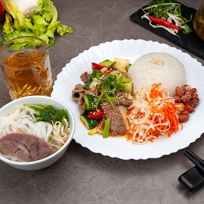 Ком Бо Лук Лак в Pho 1998 по цене 615 ₽