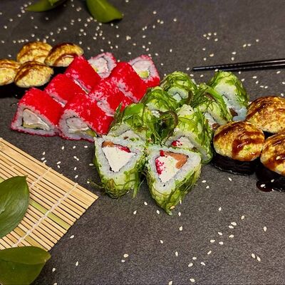 Сет Юкиро в Суши Max по цене 1499 ₽