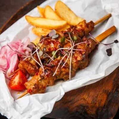 Шашлычки свиные в авторском чили в 8 seconds pub по цене 660 ₽