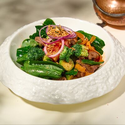 Теплый салат из телятины в Алазани по цене 4700 ₸