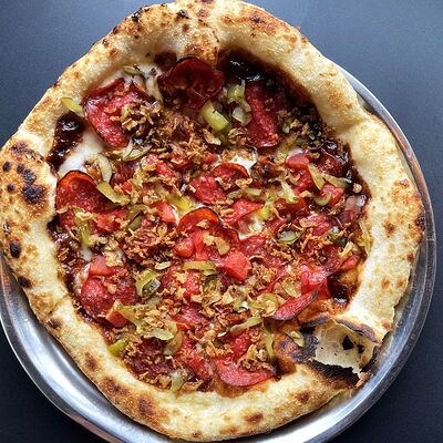 Барбекю с беконом и томатами в Бекки бар по цене 710 ₽