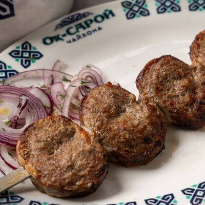 Шашлык рулет из фарша в Ок-сарой по цене 280 ₽