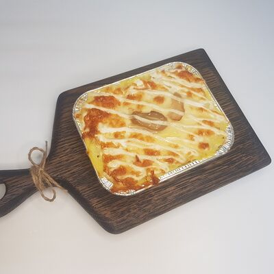 Запеканка с курицей и грибами в Кафе Семейное по цене 380 ₽