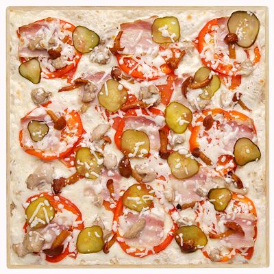 Пицца Лукошко в Pizza BonTon по цене 455 ₽