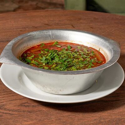 Венгерский гуляш в Rossa presnya по цене 825 ₽