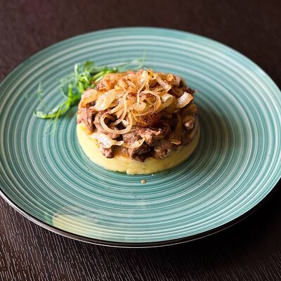 Бефстроганов в Навруз по цене 750 ₽