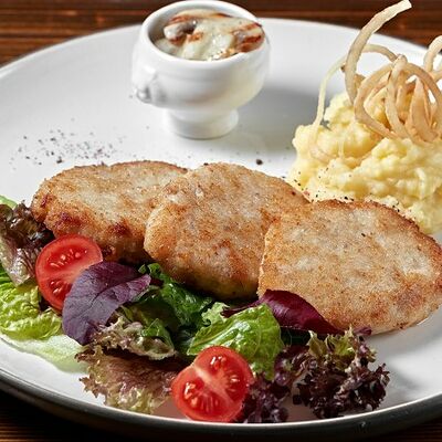 Куриные котлеты в Линдерхоф по цене 1395 ₽