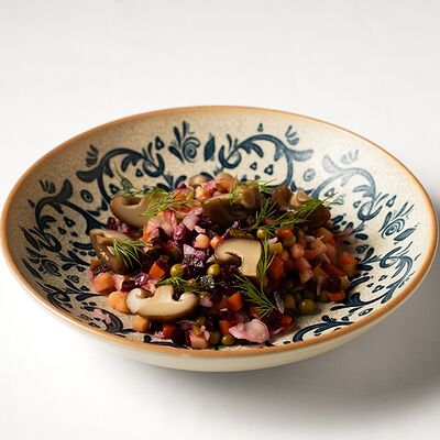 Винегрет с груздями в Сорренто по цене 425 ₽