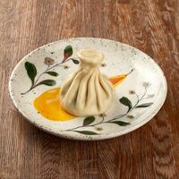 Хинкали с грибами, картофелем и сыром в Дзамико