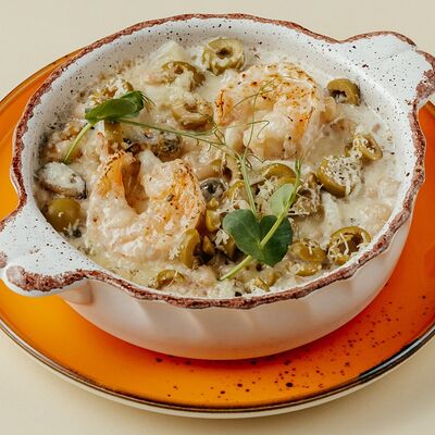 Рагу из морепродуктов, запеченное с сыром в Siesta по цене 760 ₽