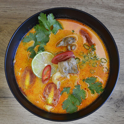 Том ям с курицей в Данмен по цене 640 ₽