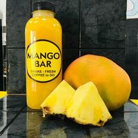 Шейк Манго-ананас в Mango Bar