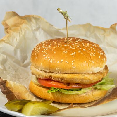 Чикен бургер в Рестомаркет Китчен по цене 450 ₽