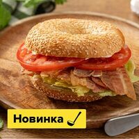 Бейгл Blt в Пока горячее