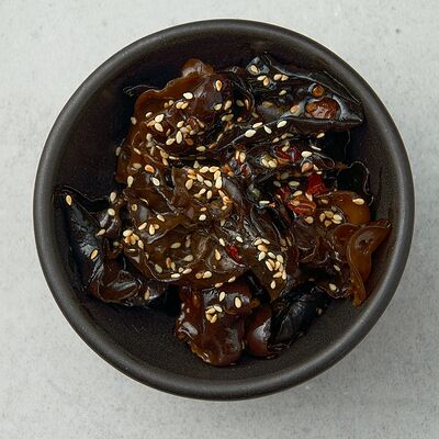 Маринованные грибы муэр в Chang по цене 320 ₽