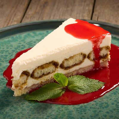 Клубничный тирамису в Халва по цене 290 ₽