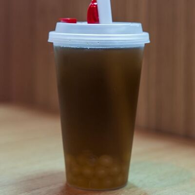 Черный бабл с джус-боллами в Хочу! Creative Asian cafe по цене 390 ₽