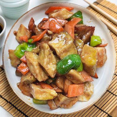 Баклажан с картофелем и сладким перцем в Wai Mai по цене 500 ₽