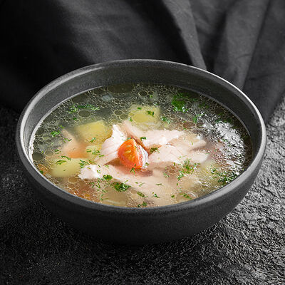 Уха с семгой в Хинкальная по цене 550 ₽