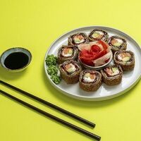 Ролл Лосось темпура в ROLLS KING SUSHI KINGDOM