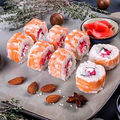 Ролл Филадельфия с креветкой в Дом роллов по цене 318 ₽