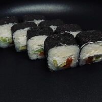 Кавасаки ролл в Uchu Sushi Yaki