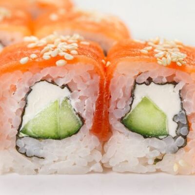 Филадельфия с креветкой в 8 кусочков по цене 530 ₽