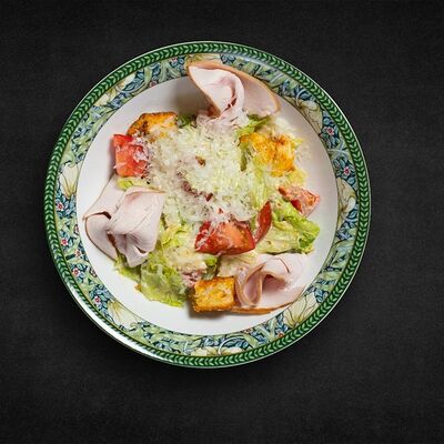 Цезарь с индейкой в PAPPONE по цене 762 ₽