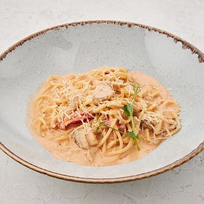 Паста с курицей в Балтия по цене 790 ₽