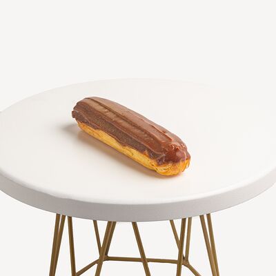 Эклер с масляным кремомв Дело по цене 290 ₽