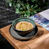 Крем-суп из лесных грибов с трюфелем в Мунк