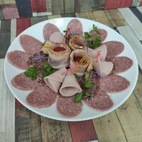 Ассорти мясное в Чарли