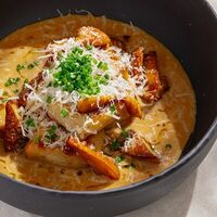 Ньокки с белыми грибами и пармезаном в Grain