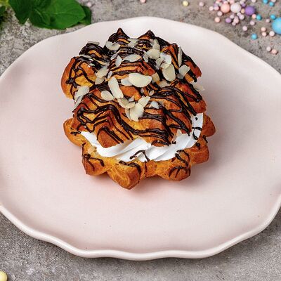 Ракушка с пломбирным кремом в CHO-KAVO по цене 110 ₽