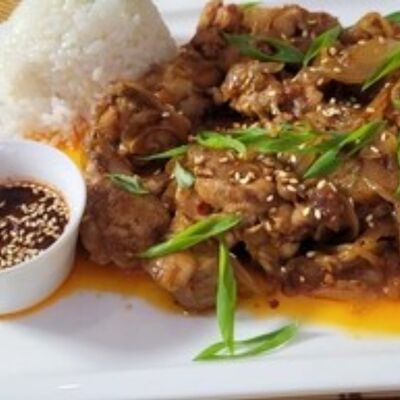 Курица, маринованная с луком и перцем в Буузы сочные по цене 418 ₽