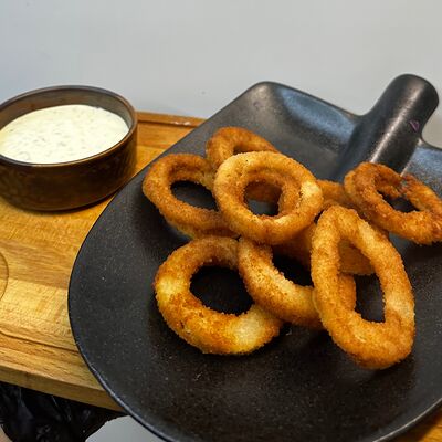 Луковые колечки в пивном кляре в Геология по цене 280 ₽