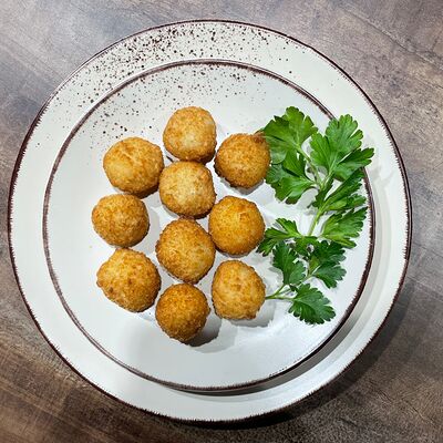 Сырные шарики в Давид по цене 375 ₽