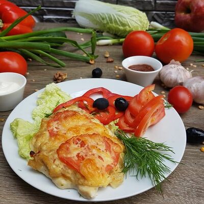 Мясо по-французски в Ланч-кафе Baza Plaza по цене 190 ₽