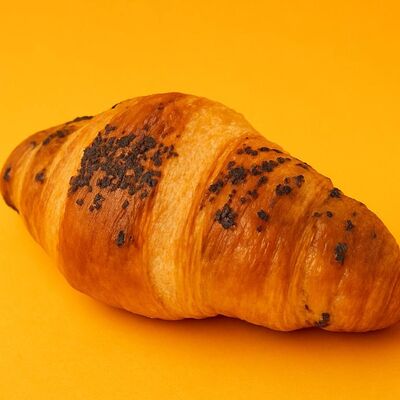 Круассан с шоколадной начинкой в Пекарня Тартин по цене 199 ₽