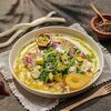 Яндекс Салат из утиного филе с томленой грушей и маракуйей в Злаки Умная еда Halal по цене 850