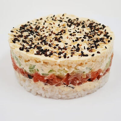 Салат Суши-торт Калифорния в Мир Вкуса по цене 790 ₽