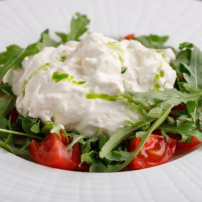 Руккола со страчателлой в Двор Помидор по цене 830